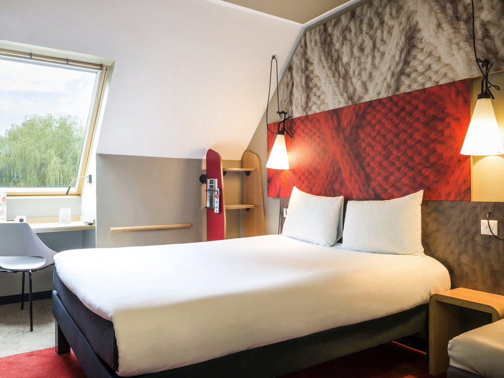 ibis Senlis