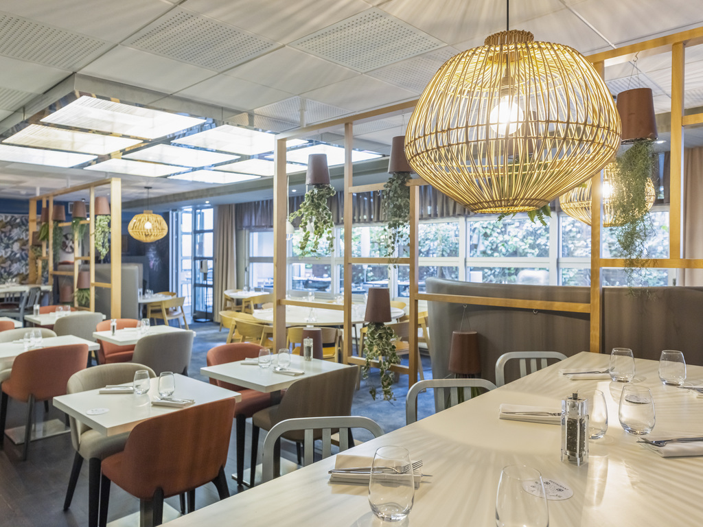 Hôtel Mercure Paris Massy Gare TGV